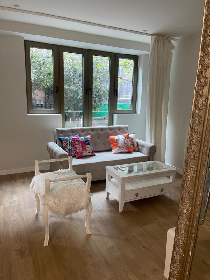 Flat In Passeig De Gracia Barcelona Exterior photo